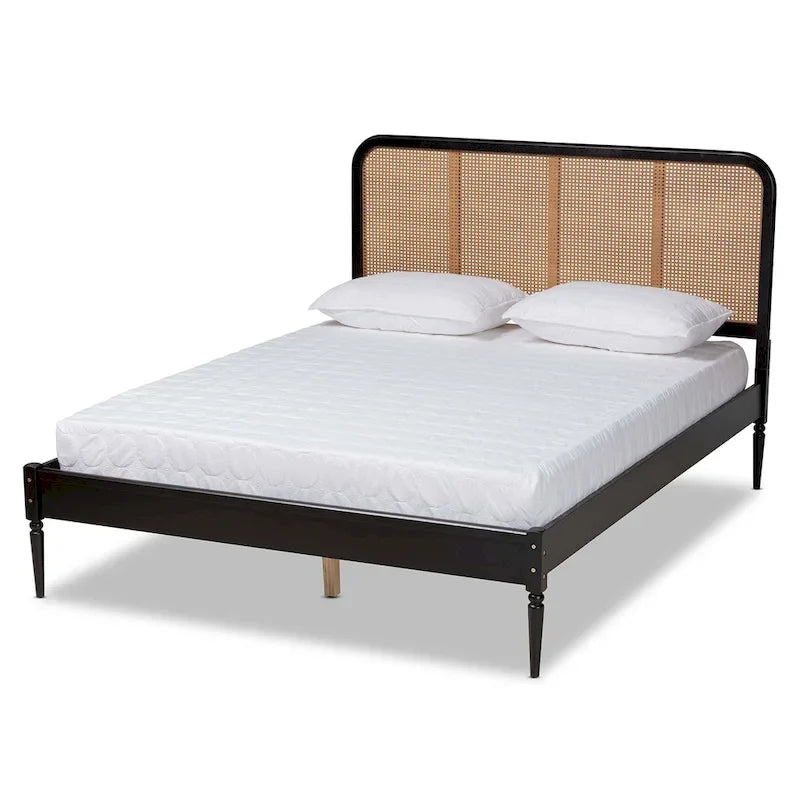 Letto matrimoniale Queen in carbone di legna con testiera in rattan intrecciato in stile Mid-Century