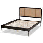 Letto matrimoniale Queen in carbone di legna con testiera in rattan intrecciato in stile Mid-Century