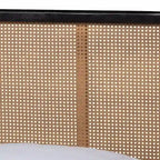 Letto matrimoniale Queen in carbone di legna con testiera in rattan intrecciato in stile Mid-Century